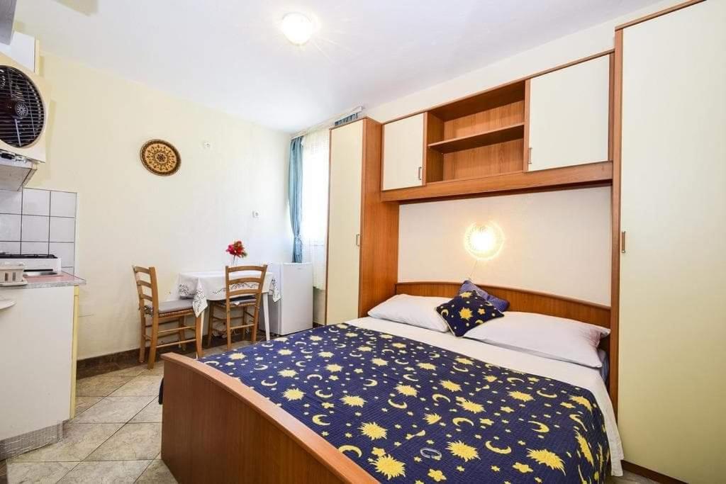 Apartmani Krizanovic Vodice Dış mekan fotoğraf
