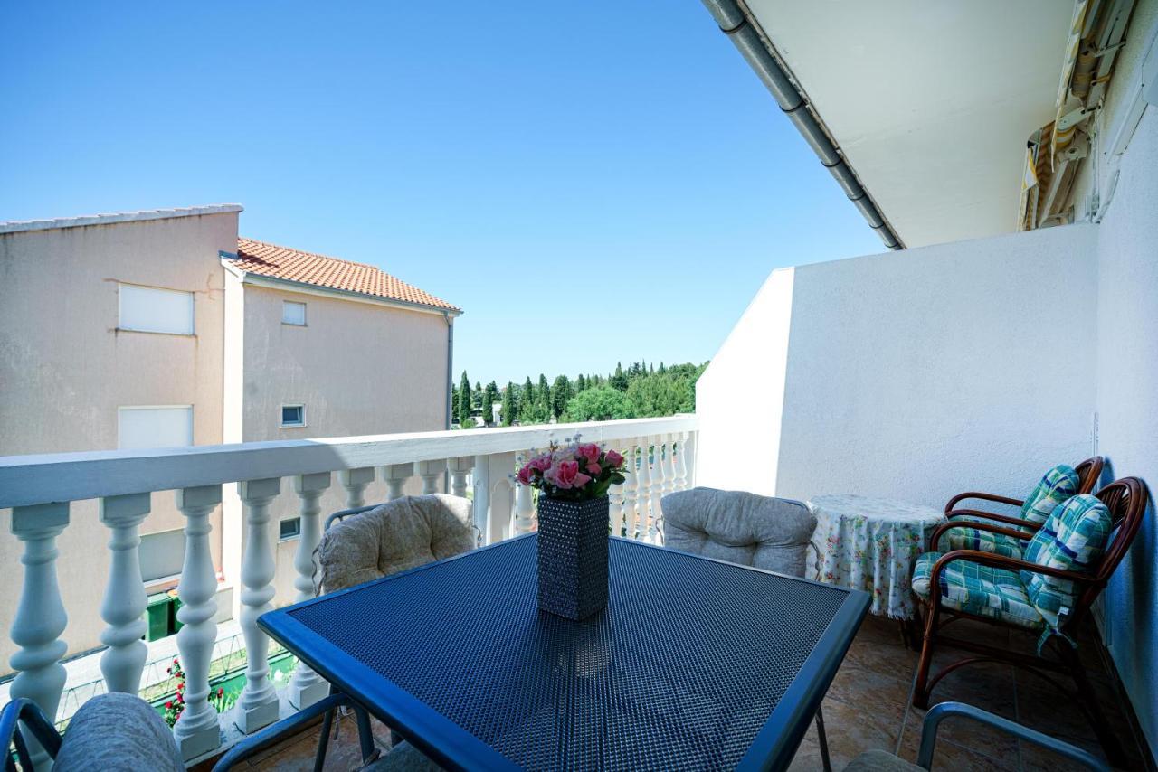 Apartmani Krizanovic Vodice Dış mekan fotoğraf